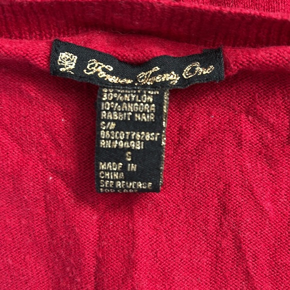 Forever Twenty One Red V-neck Size Small - Picture 2 of 2